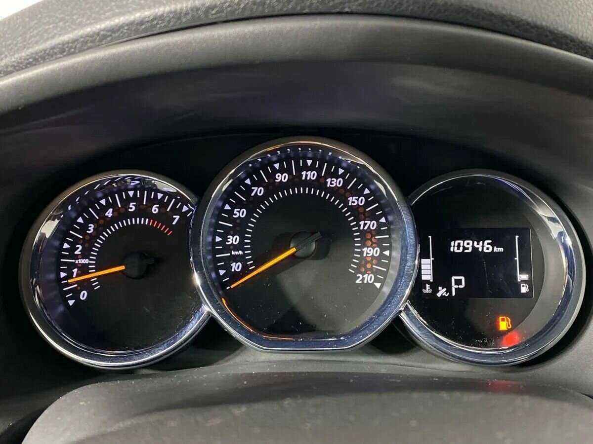 Б/У Рено Сандеро 2021 года. Фото: #18