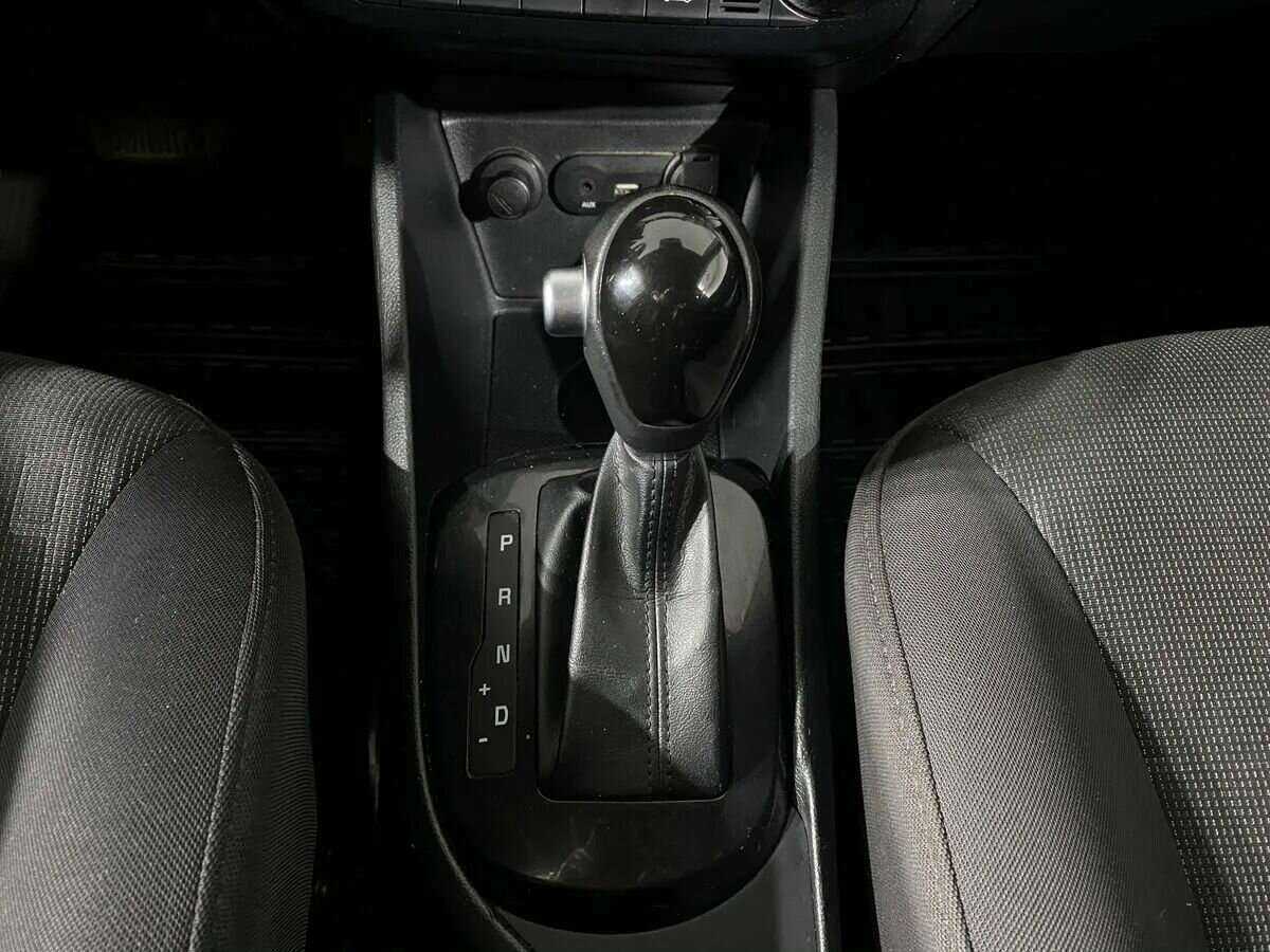 Б/У Киа Рио 2017 года. Фото: #11