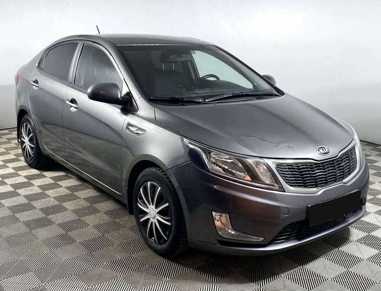 Б/У Киа Рио 2013 года. Фото: #2