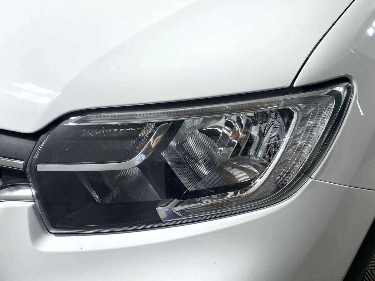 Б/У Рено Логан 2021 года. Фото: #17