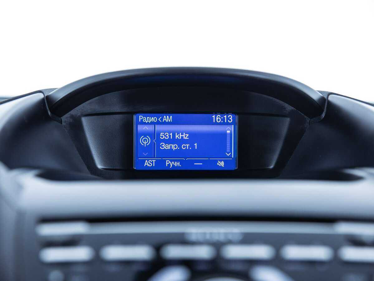 Ford Kuga 2015 года с пробегом. Фото: #17