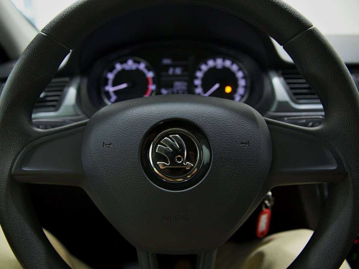 Skoda Rapid 2018 года с пробегом. Фото: #4