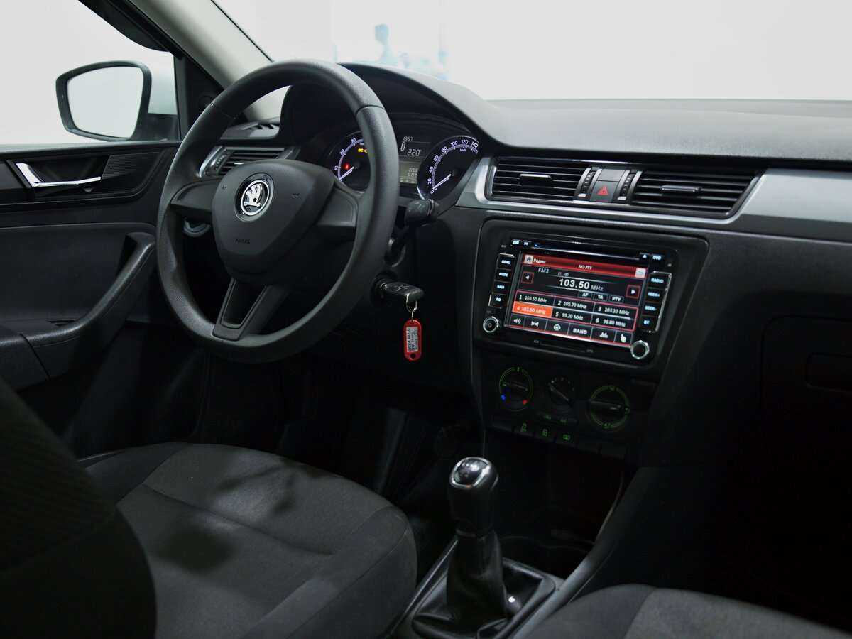 Skoda Rapid 2018 года с пробегом. Фото: #5