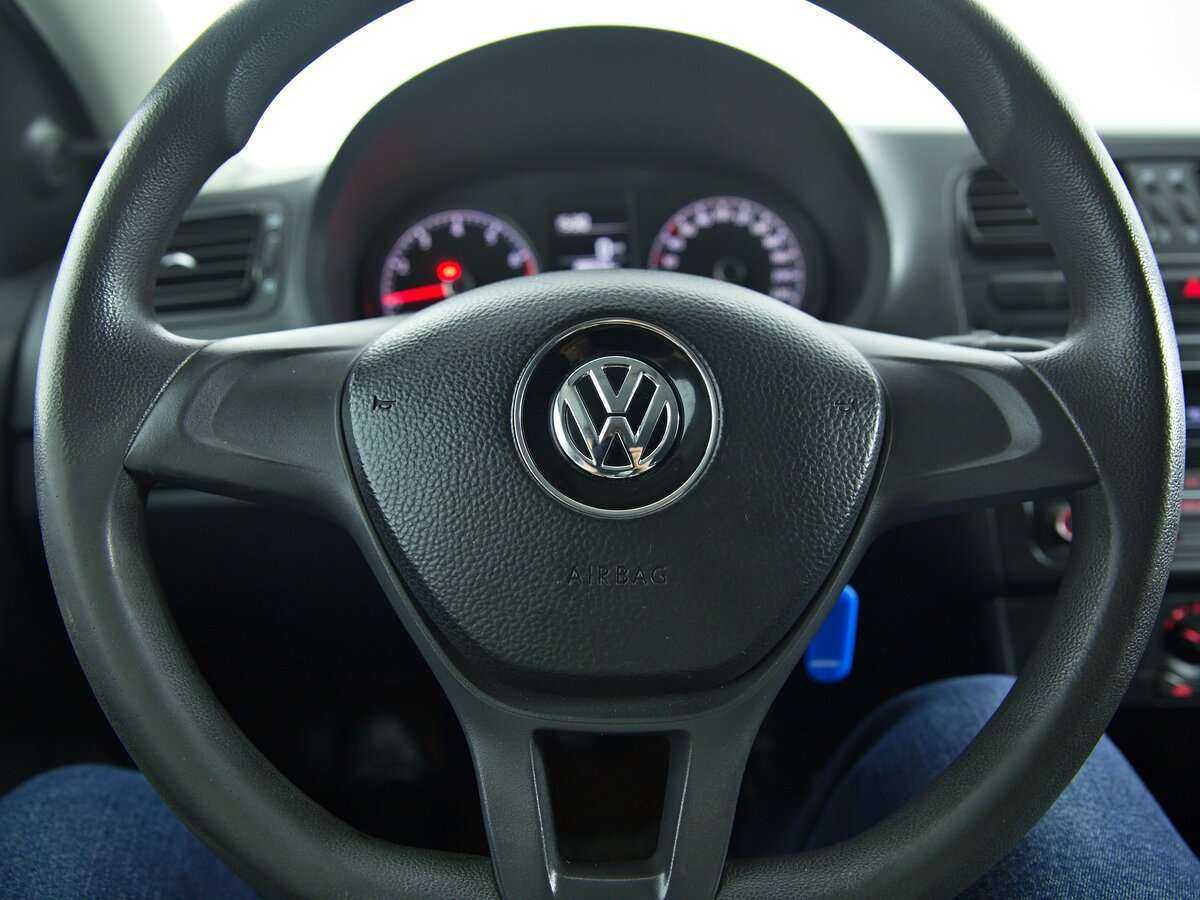 Б/У Фольксваген Поло 2019 года. Фото: #9