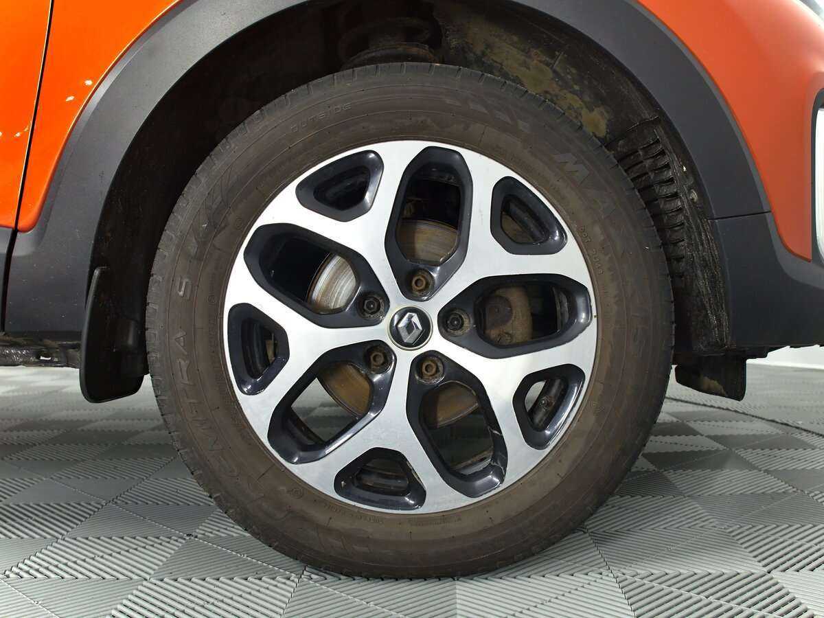 Б/У Рено Каптюр 2016 года. Фото: #8