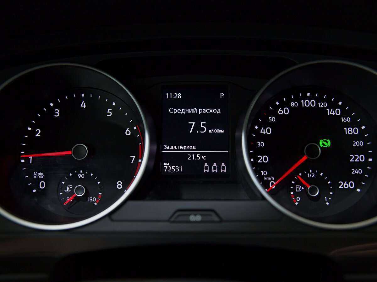 Volkswagen Tiguan 2018 года с пробегом. Фото: #8