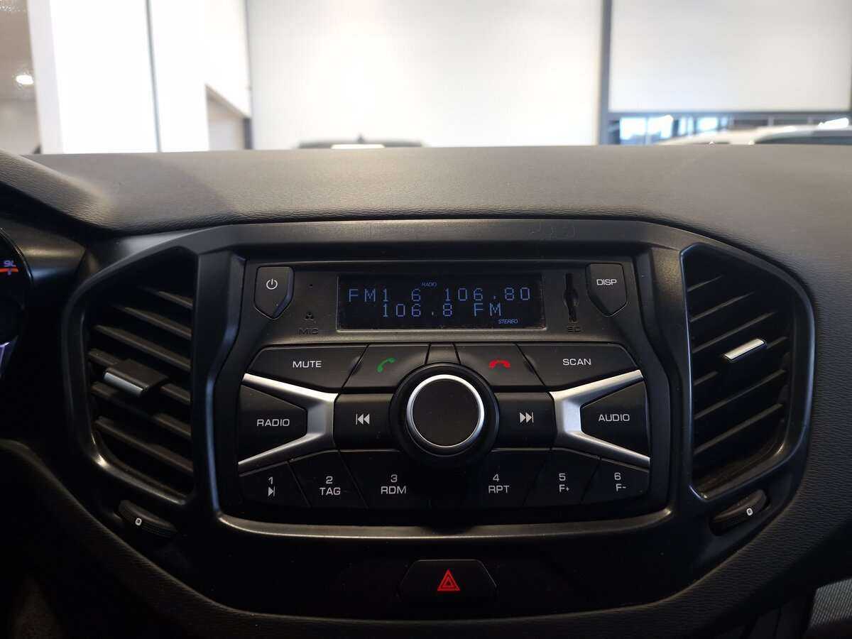 Lada (ВАЗ) Vesta 2020 года с пробегом. Фото: #6