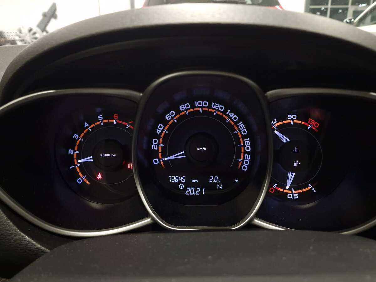 Lada (ВАЗ) Vesta 2018 года с пробегом. Фото: #2