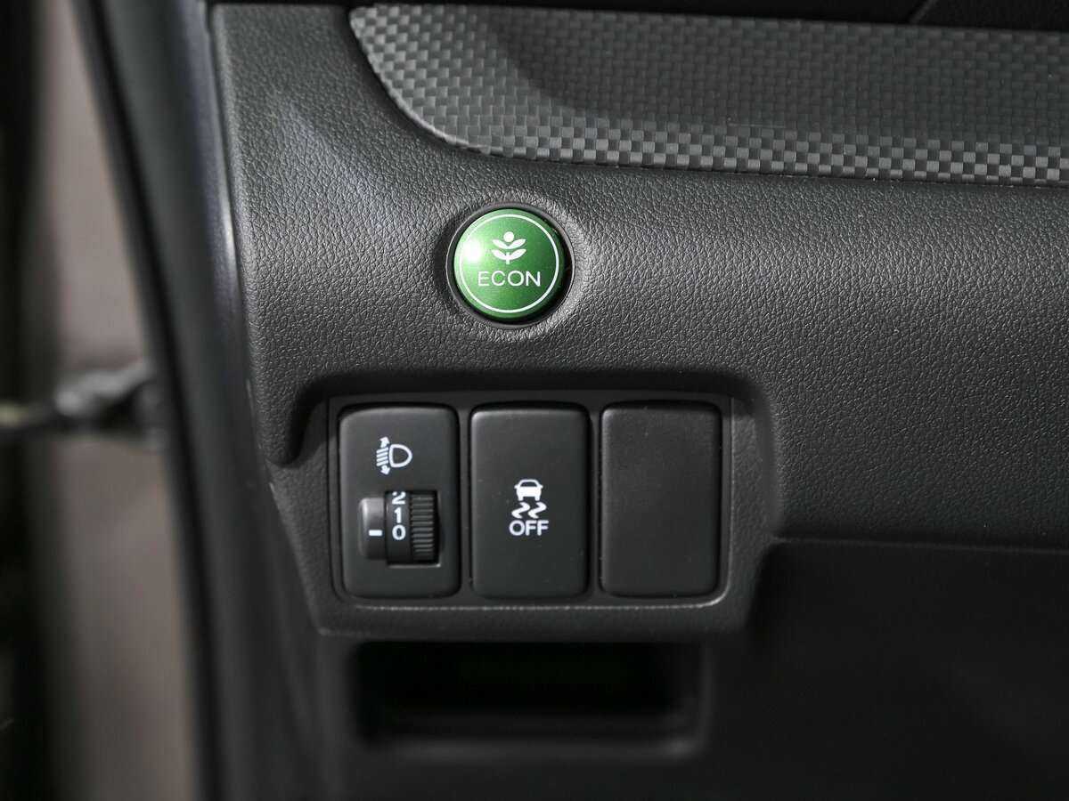 Б/У Хонда ЦР-В 2015 года. Фото: #12