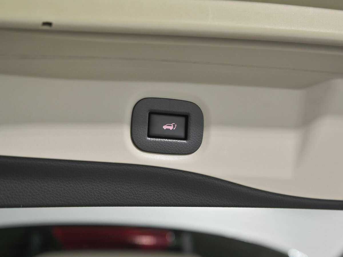 Б/У Ниссан Икс-Трейл 2017 года. Фото: #20