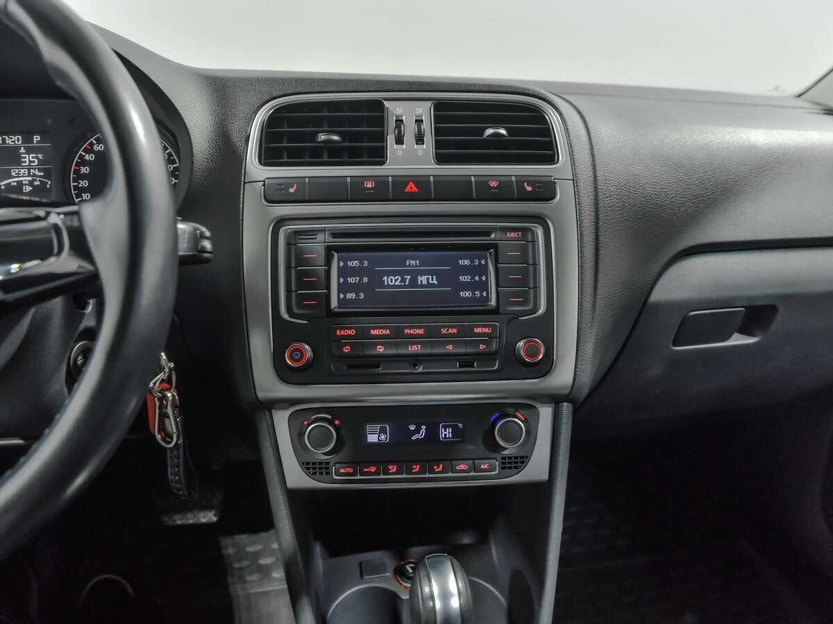 Б/У Фольксваген Поло 2015 года. Фото: #8