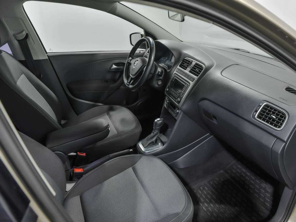 Б/У Фольксваген Поло 2015 года. Фото: #12