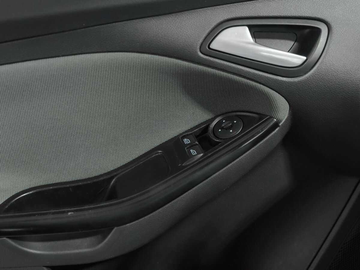 Ford Focus 2013 года с пробегом. Фото: #12