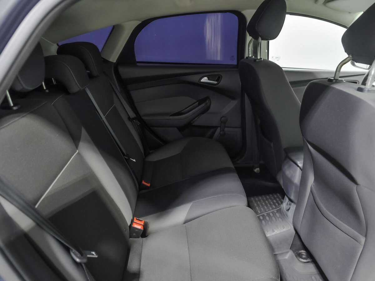 Ford Focus 2013 года с пробегом. Фото: #13