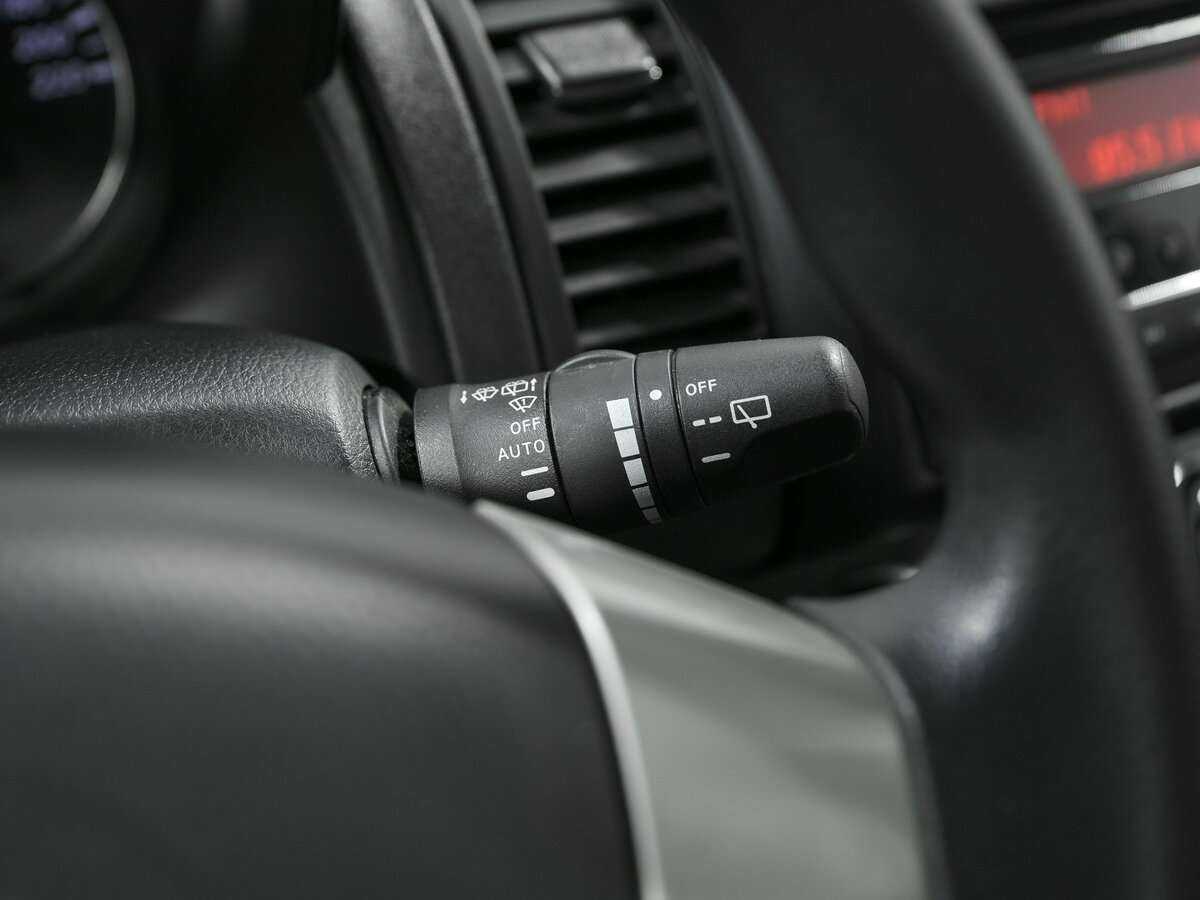 Б/У Ниссан Ноут 2013 года. Фото: #9