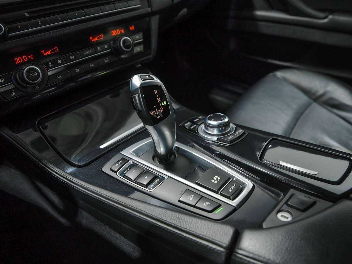 BMW 5 серии 2013 года с пробегом. Фото: #9