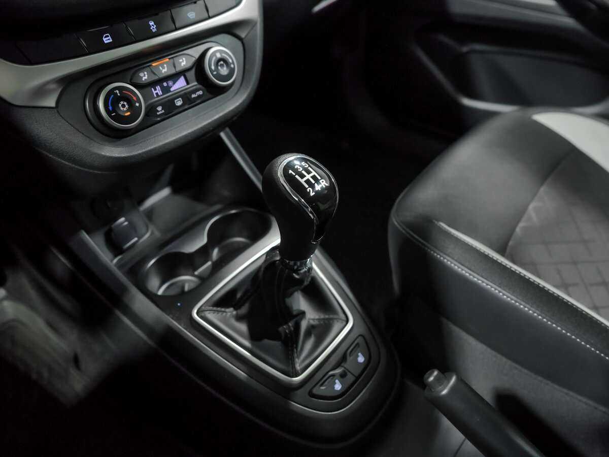 Lada (ВАЗ) Vesta 2021 года с пробегом. Фото: #12