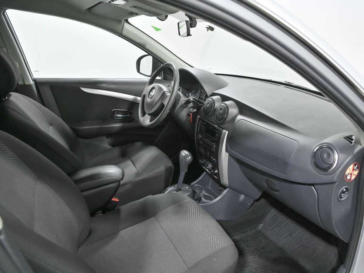 Nissan Almera 2018 года с пробегом. Фото: #6