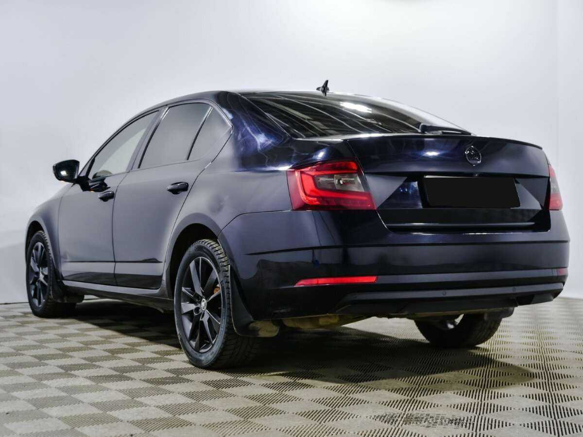 Б/У Шкода Октавия 2017 года. Фото: #4