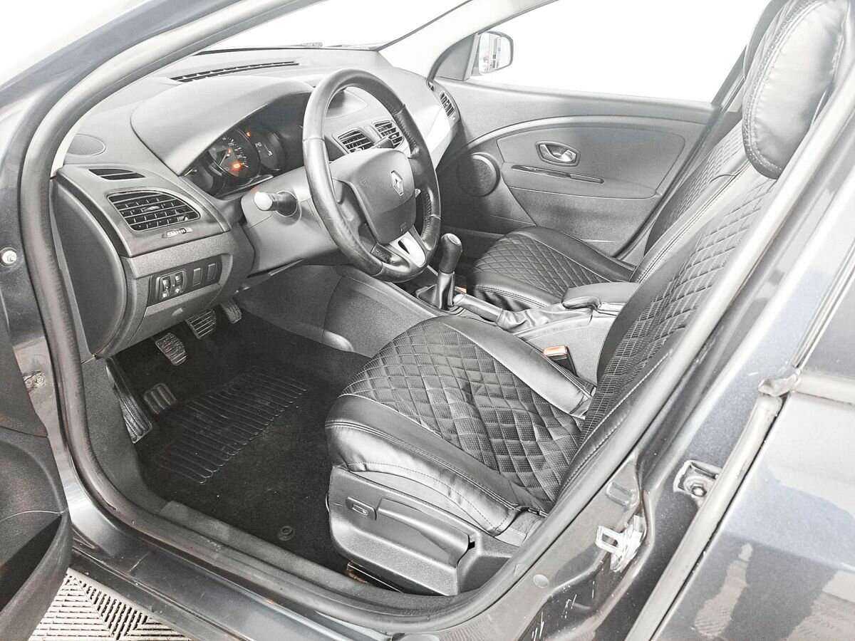 Renault Fluence 2012 года с пробегом. Фото: #13