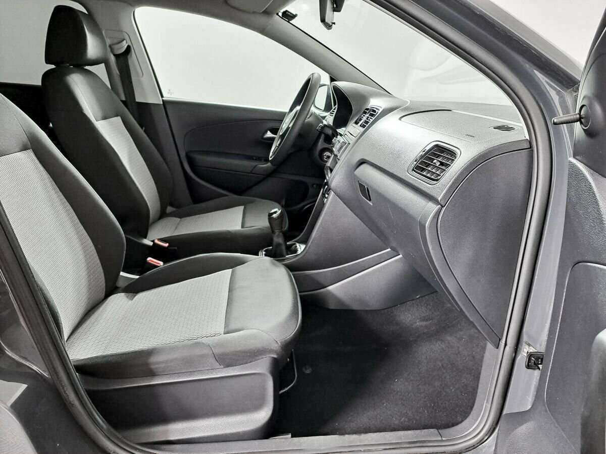 Б/У Фольксваген Поло 2014 года. Фото: #7