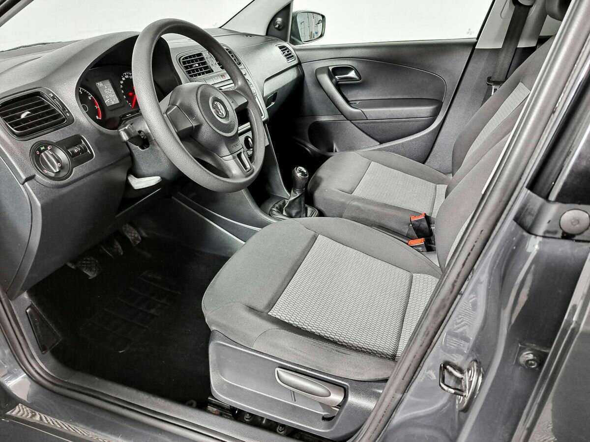 Б/У Фольксваген Поло 2014 года. Фото: #12