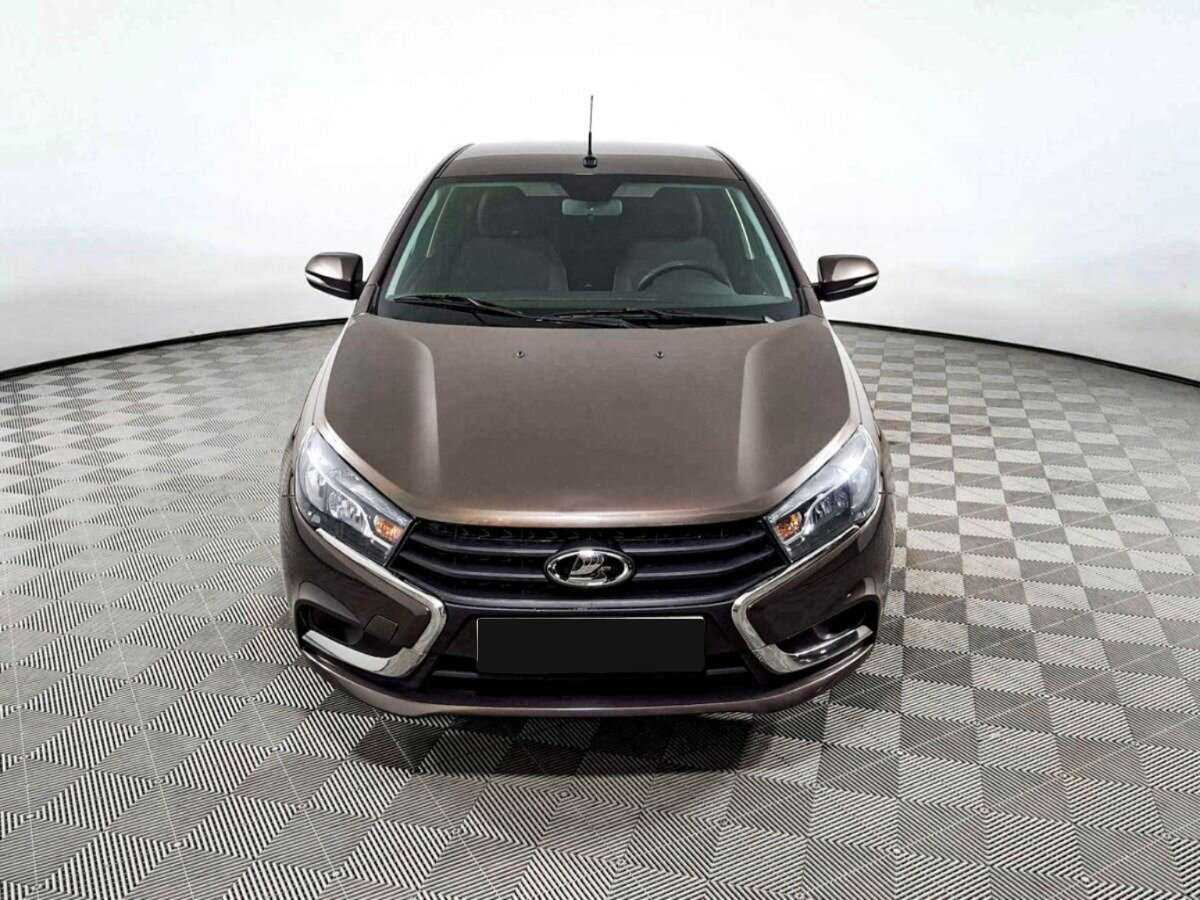Lada (ВАЗ) Vesta 2018 года с пробегом. Фото: #1