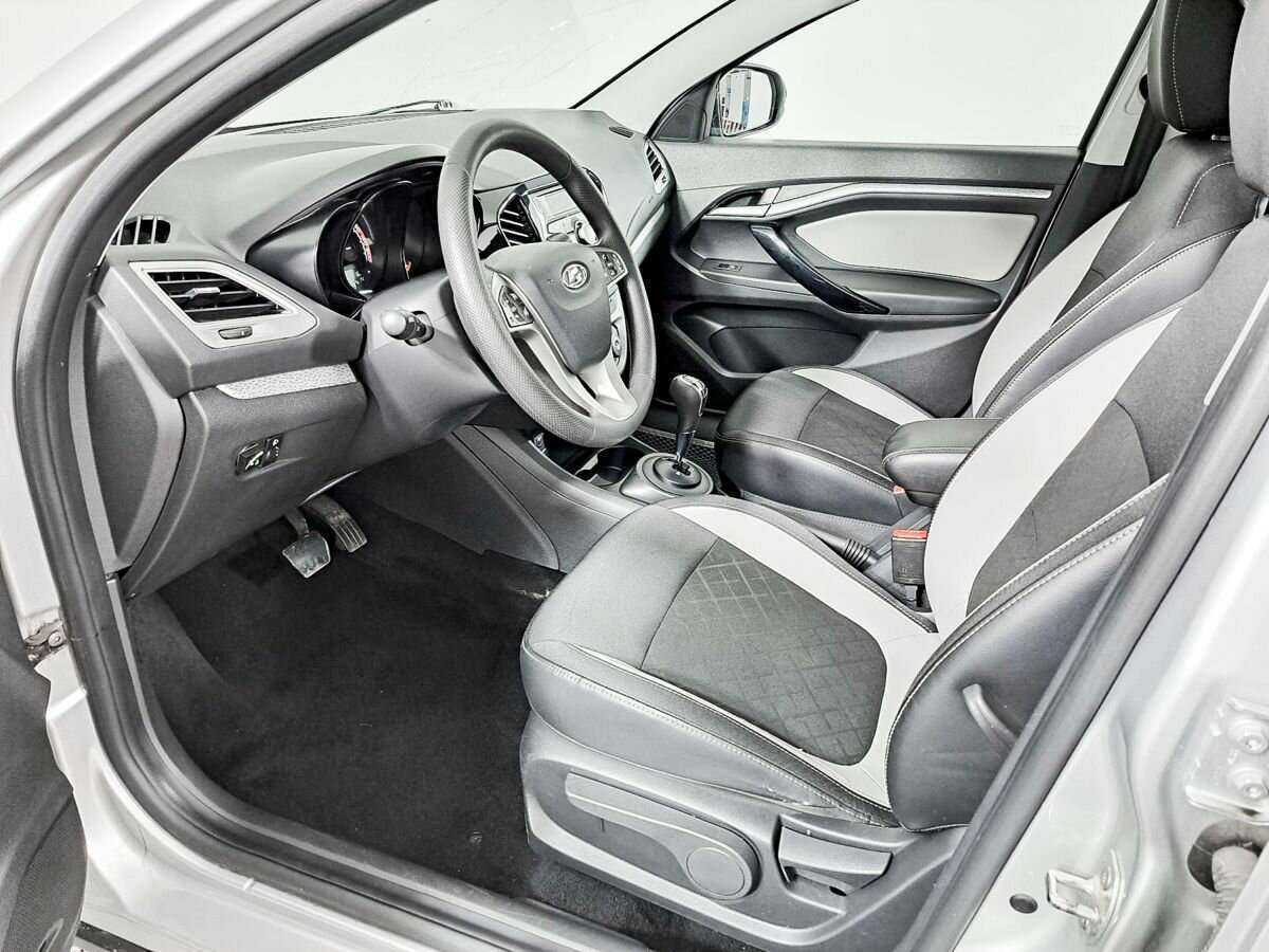 Lada (ВАЗ) Vesta 2019 года с пробегом. Фото: #13