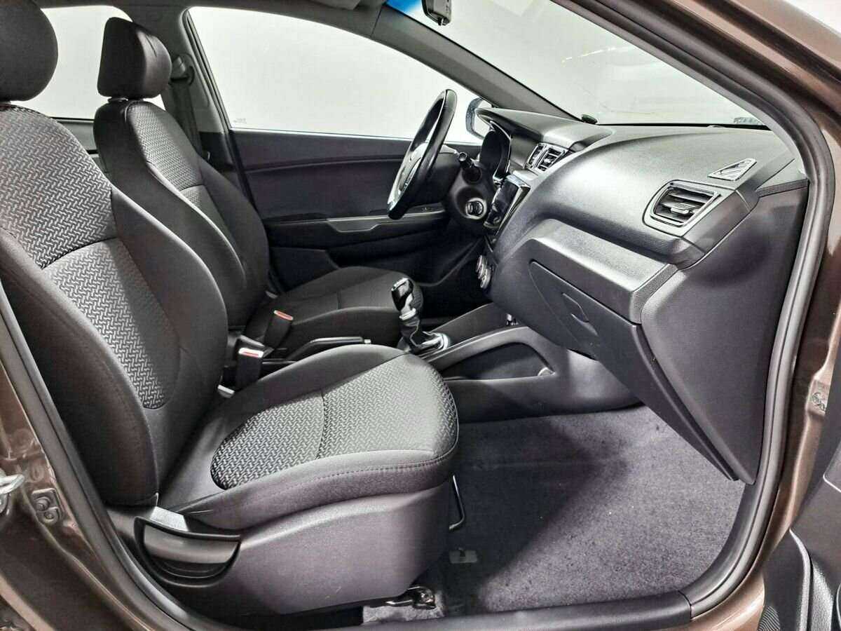 Б/У Киа Рио 2015 года. Фото: #8