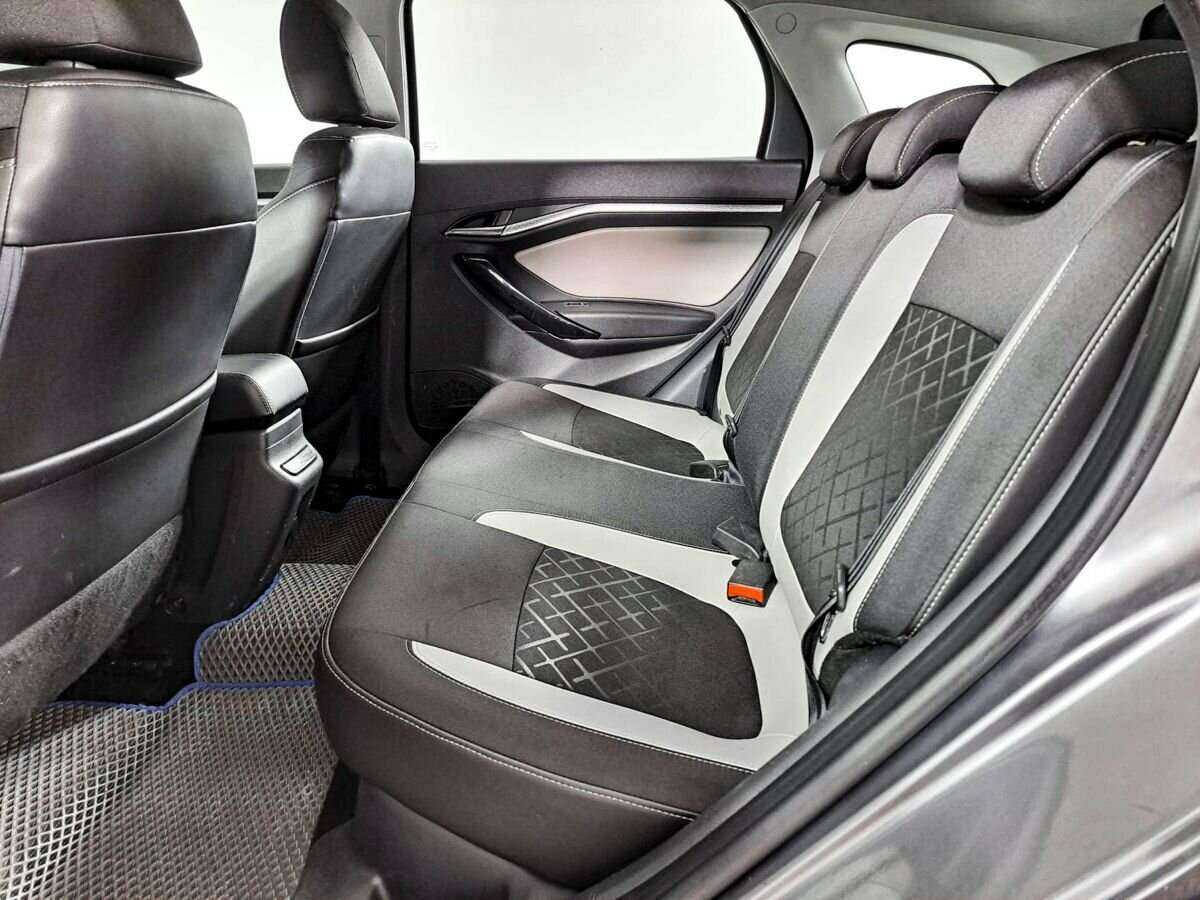 Lada (ВАЗ) Vesta 2017 года с пробегом. Фото: #11