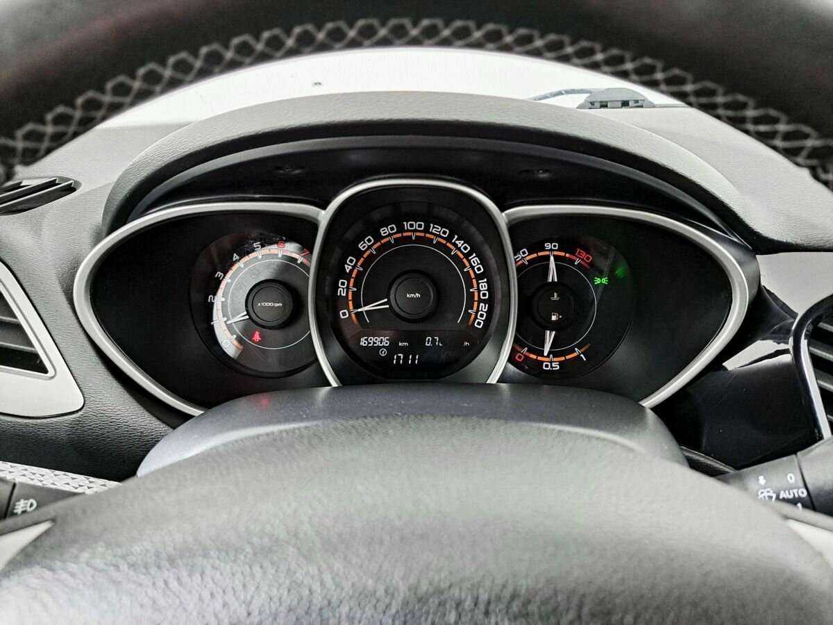 Lada (ВАЗ) Vesta 2017 года с пробегом. Фото: #12