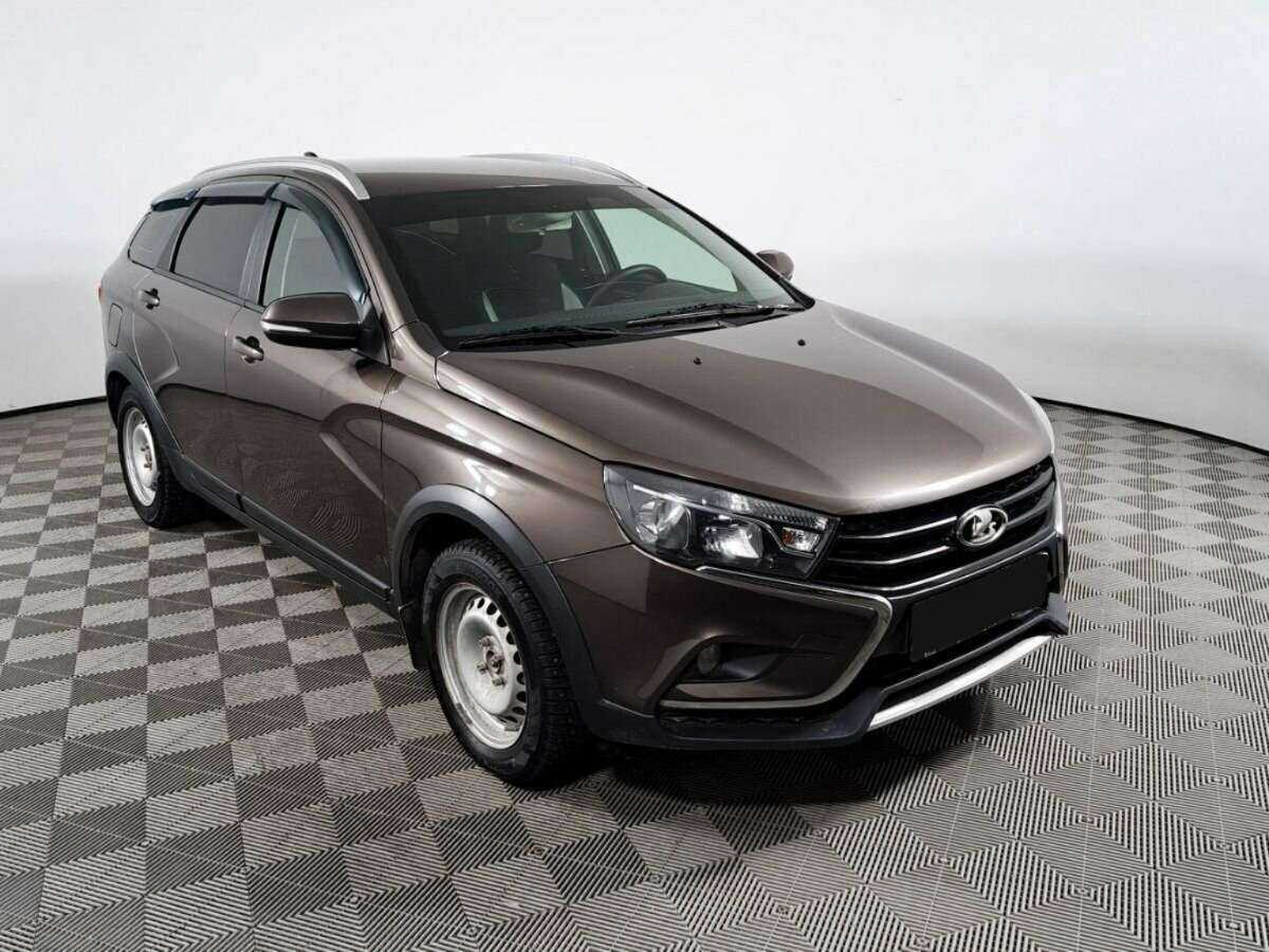 Lada (ВАЗ) Vesta 2017 года с пробегом. Фото: #2