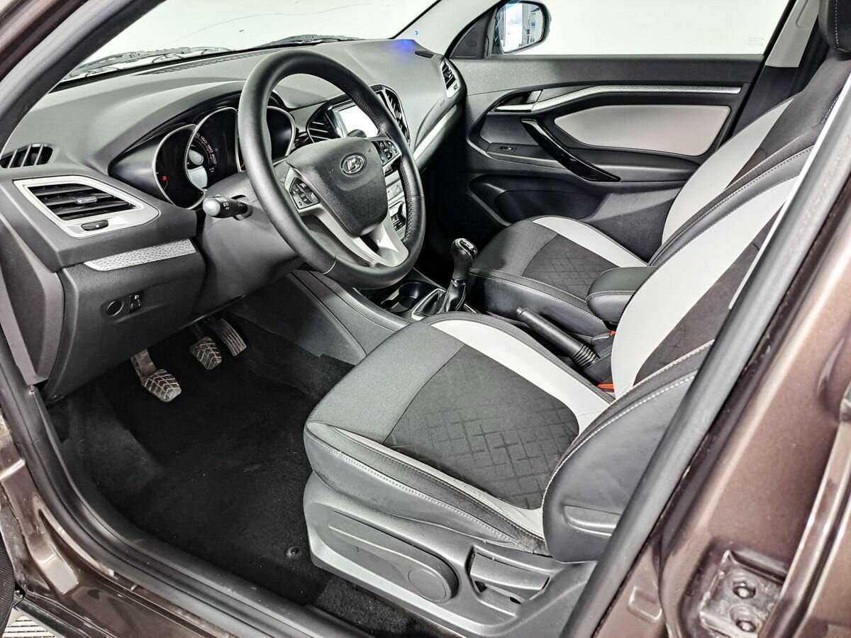 Lada (ВАЗ) Vesta 2017 года с пробегом. Фото: #13