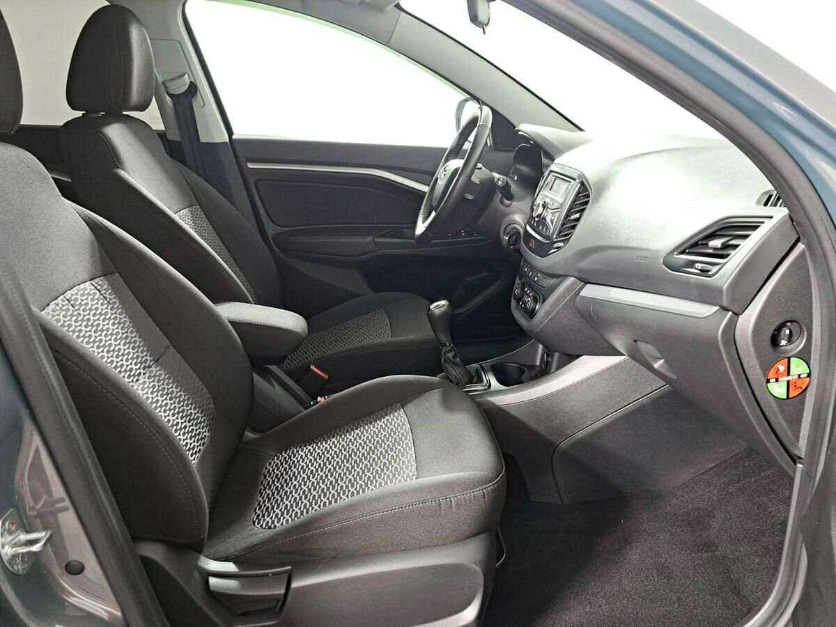 Lada (ВАЗ) Vesta 2020 года с пробегом. Фото: #8