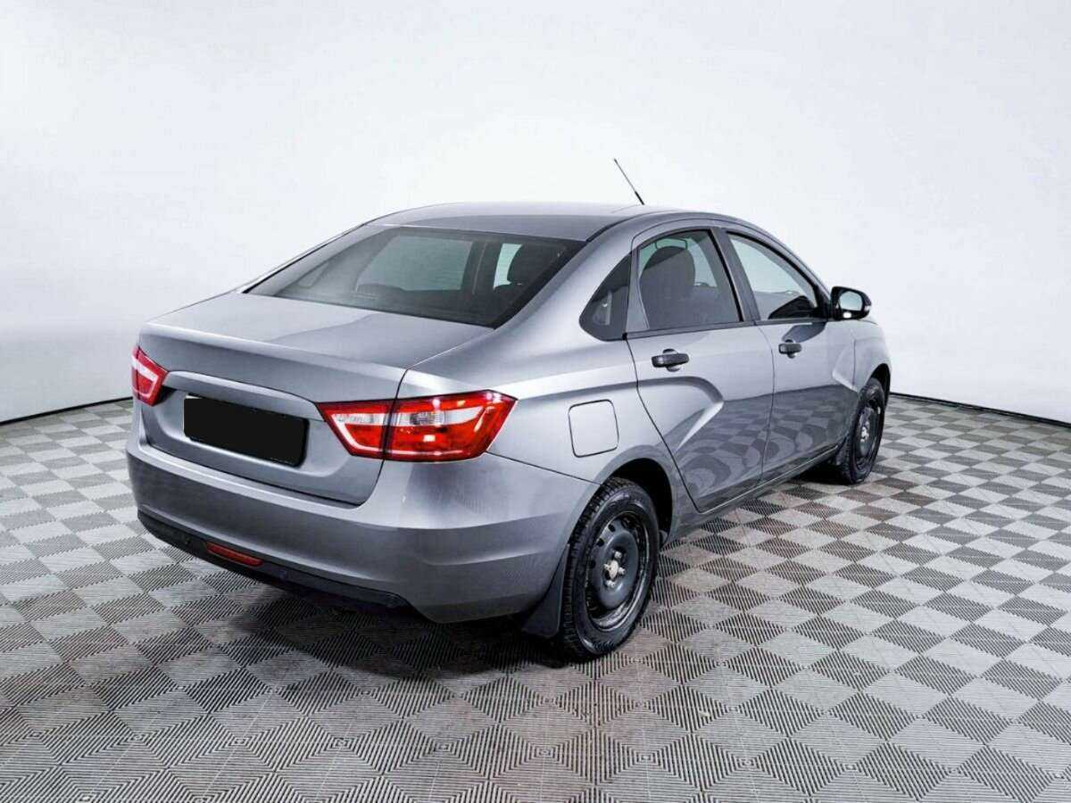 Lada (ВАЗ) Vesta 2017 года с пробегом. Фото: #4
