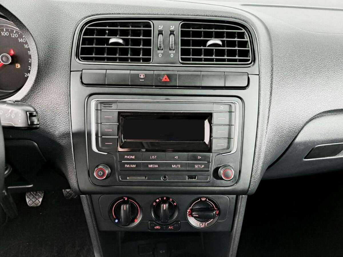 Б/У Фольксваген Поло 2019 года. Фото: #14