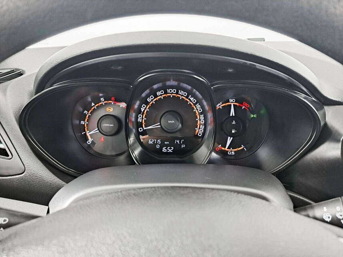 Lada (ВАЗ) Vesta 2021 года с пробегом. Фото: #10