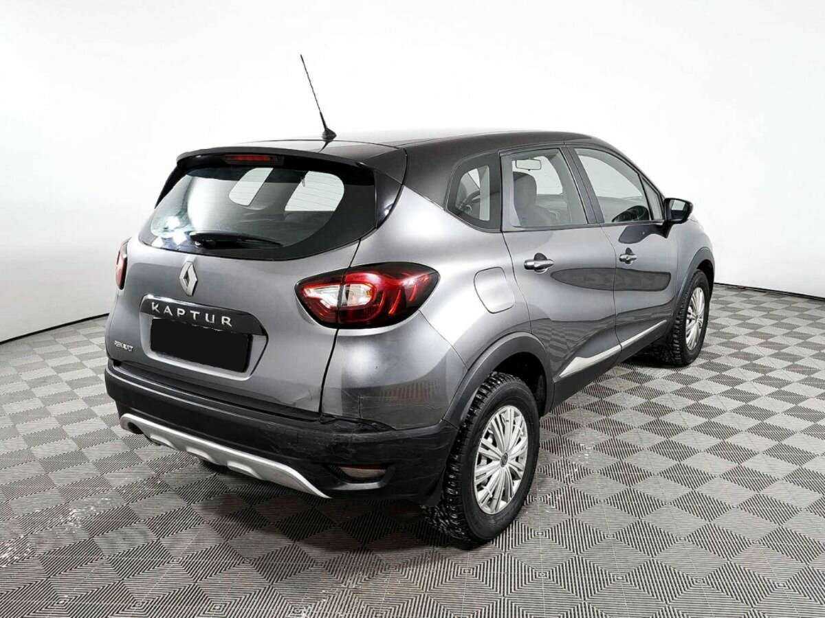 Б/У Рено Каптюр 2019 года. Фото: #4