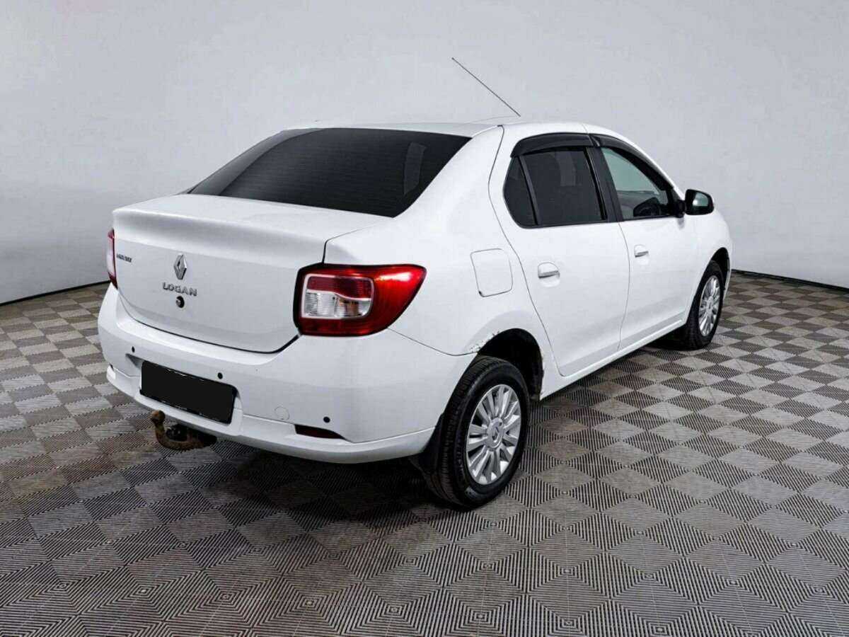 Б/У Рено Логан 2016 года. Фото: #4