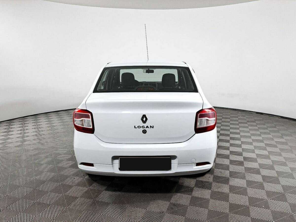 Б/У Рено Логан 2021 года. Фото: #5