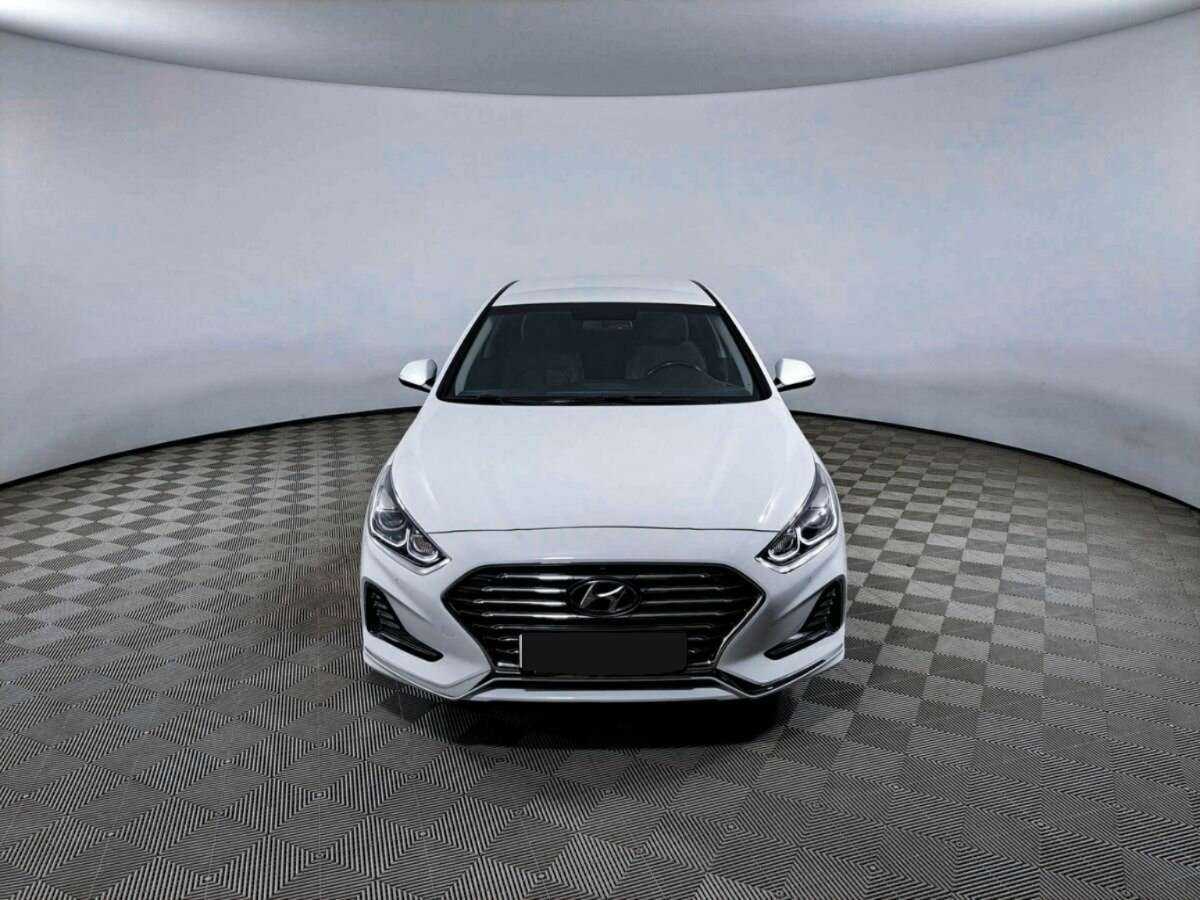 Hyundai Sonata 2018 года с пробегом. Фото: #1