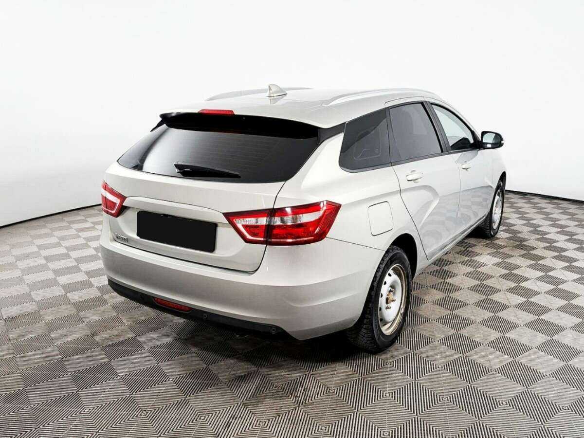 Lada (ВАЗ) Vesta 2019 года с пробегом. Фото: #2