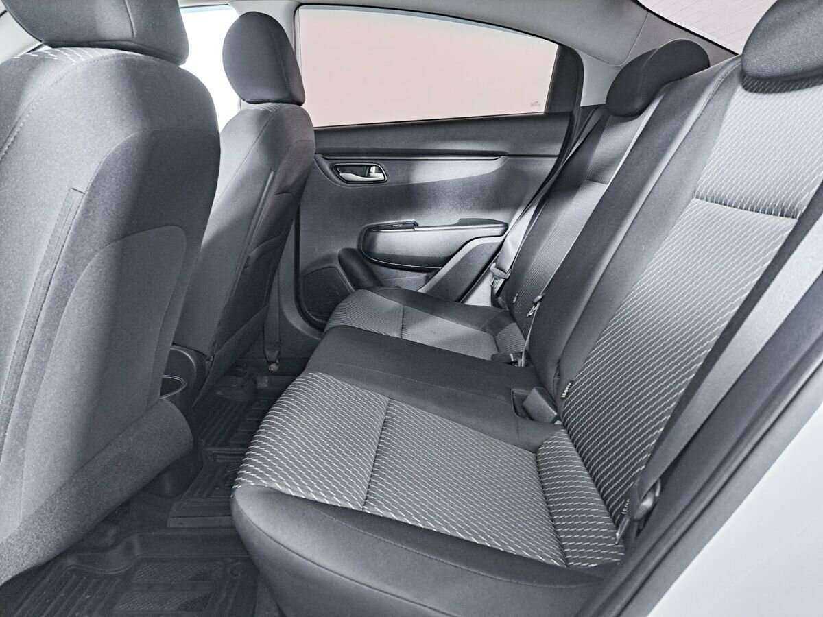 Б/У Киа Рио 2017 года. Фото: #11