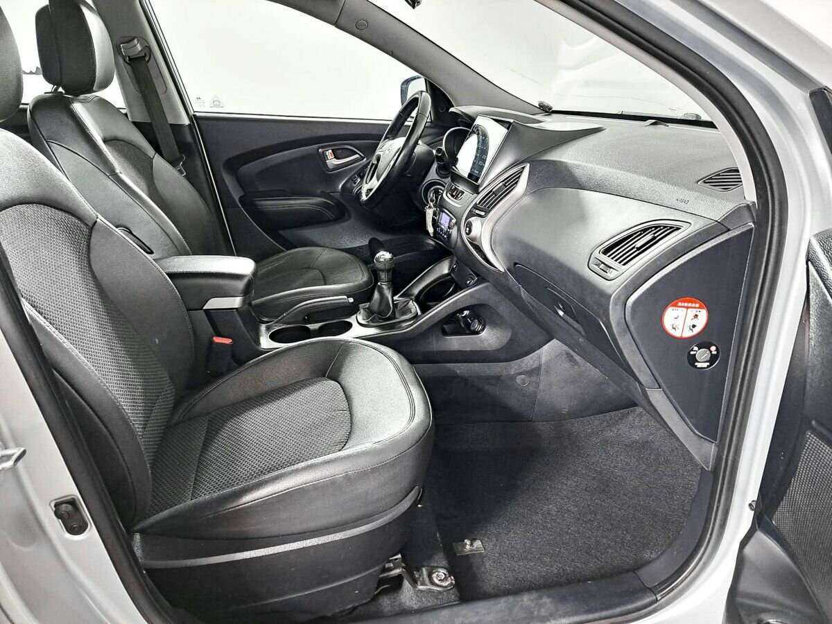 Б/У Хендай ай-икс35 2013 года. Фото: #5