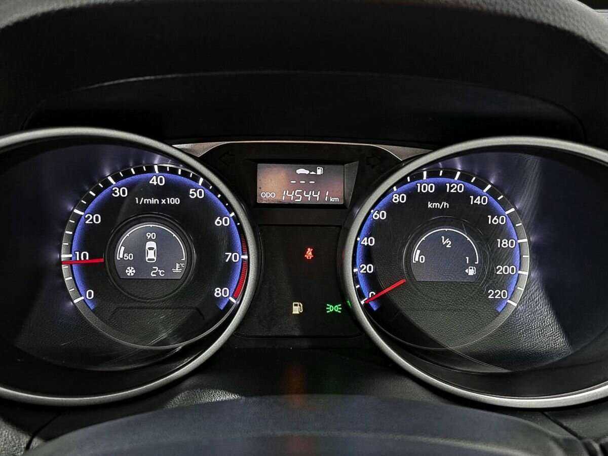 Б/У Хендай ай-икс35 2013 года. Фото: #7