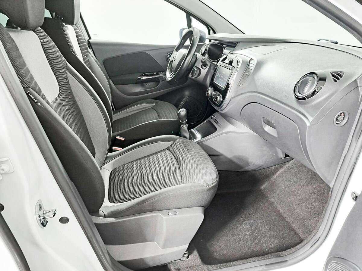 Renault Kaptur 2017 года с пробегом. Фото: #10