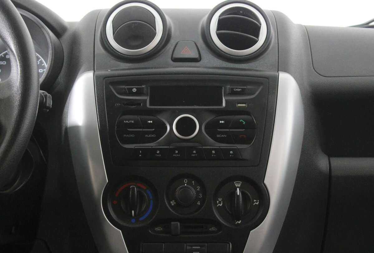 Lada (ВАЗ) Granta 2015 года с пробегом. Фото: #9