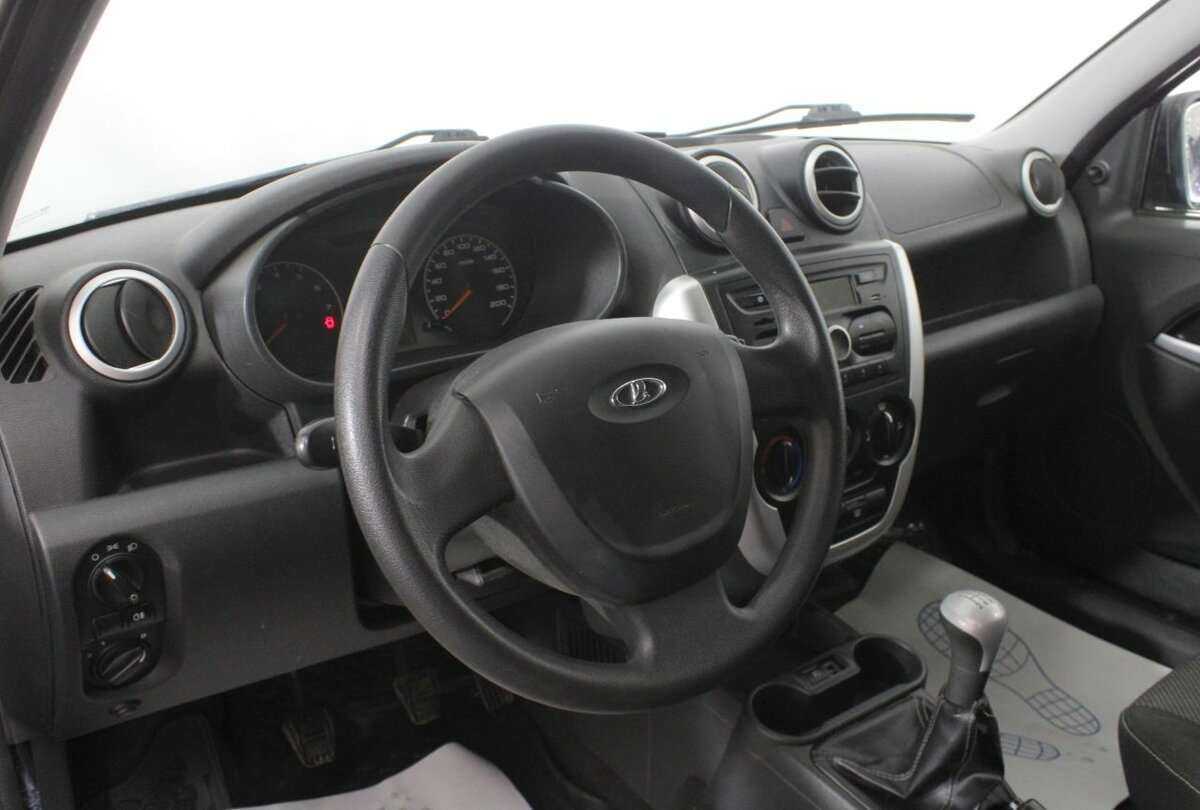 Lada (ВАЗ) Granta 2015 года с пробегом. Фото: #10