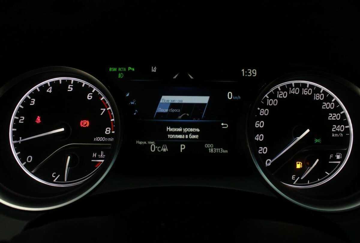 Toyota Camry 2020 года с пробегом. Фото: #9