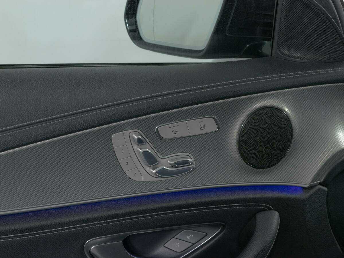 Mercedes-Benz E-Класс 2017 года с пробегом. Фото: #14